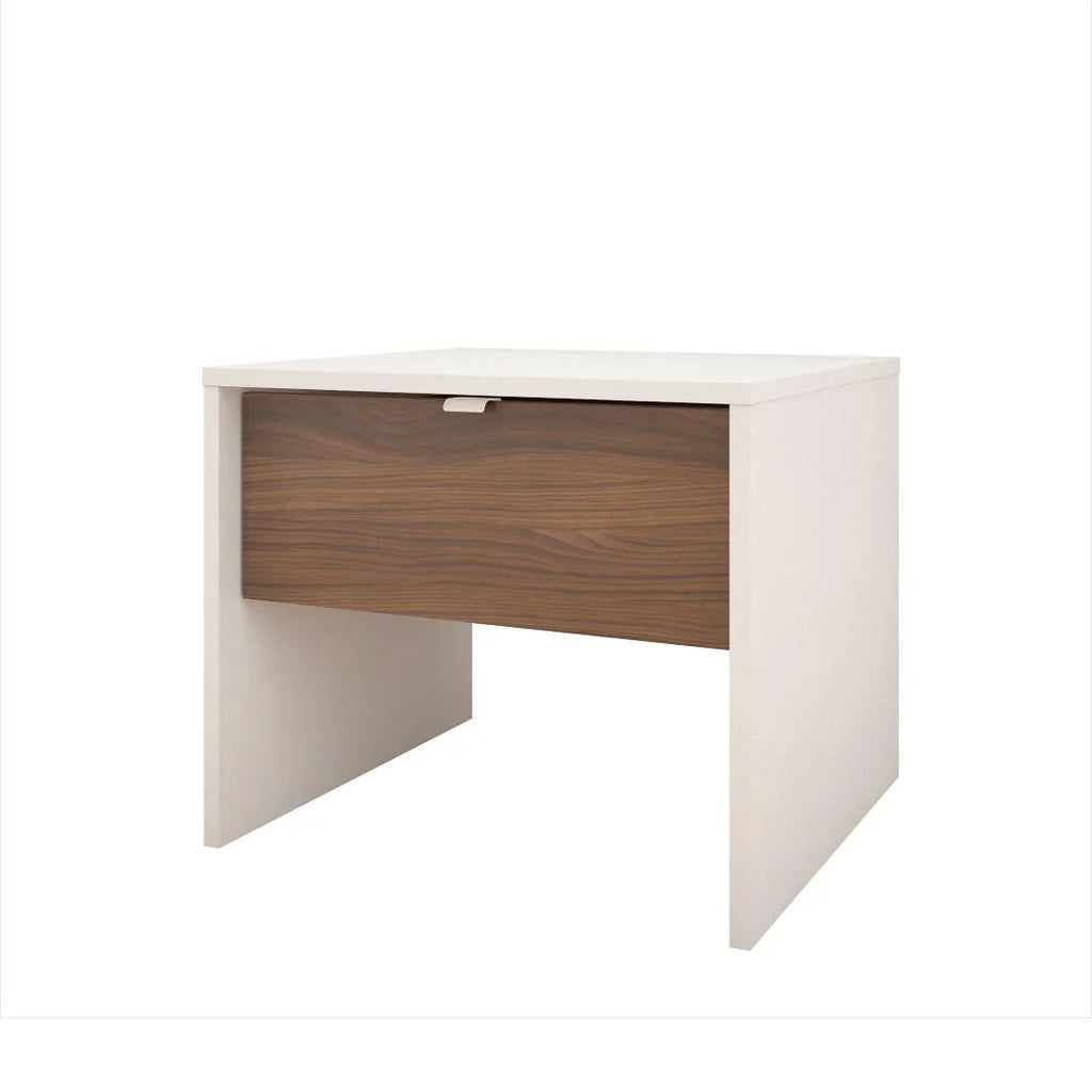 4 Piece Full Size White and Walnut Bedroom Set N702