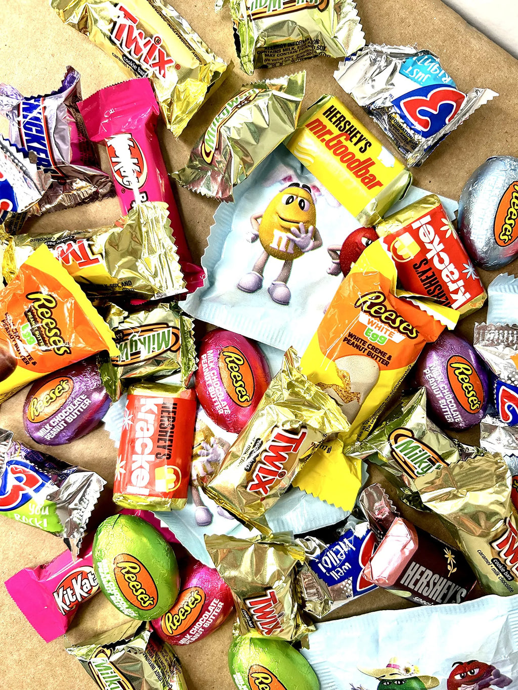 Pre Filled Chocolate Candy Plastic Easter Eggs 100 I8345
