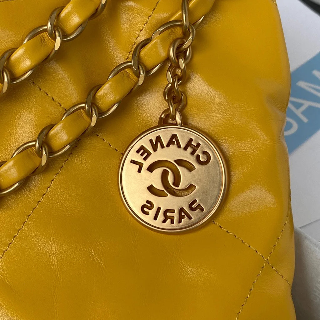 Yellow Handbag D374094