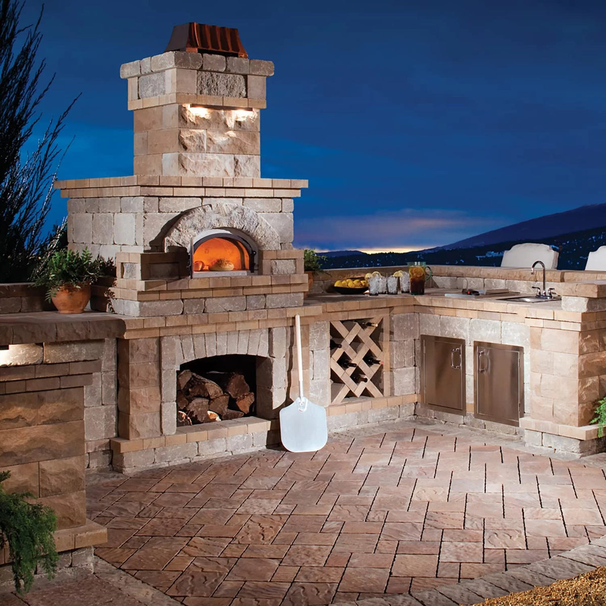 Wood-Fired Outdoor Pizza Oven H40229