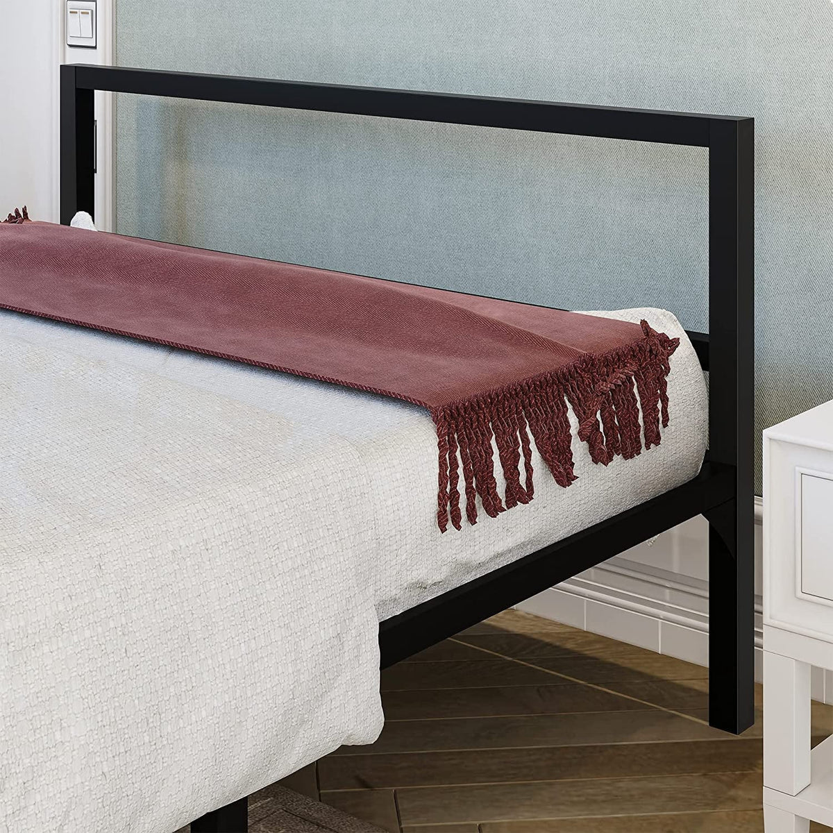 Twin Size Black Metal Bed Frame with Headboard J222