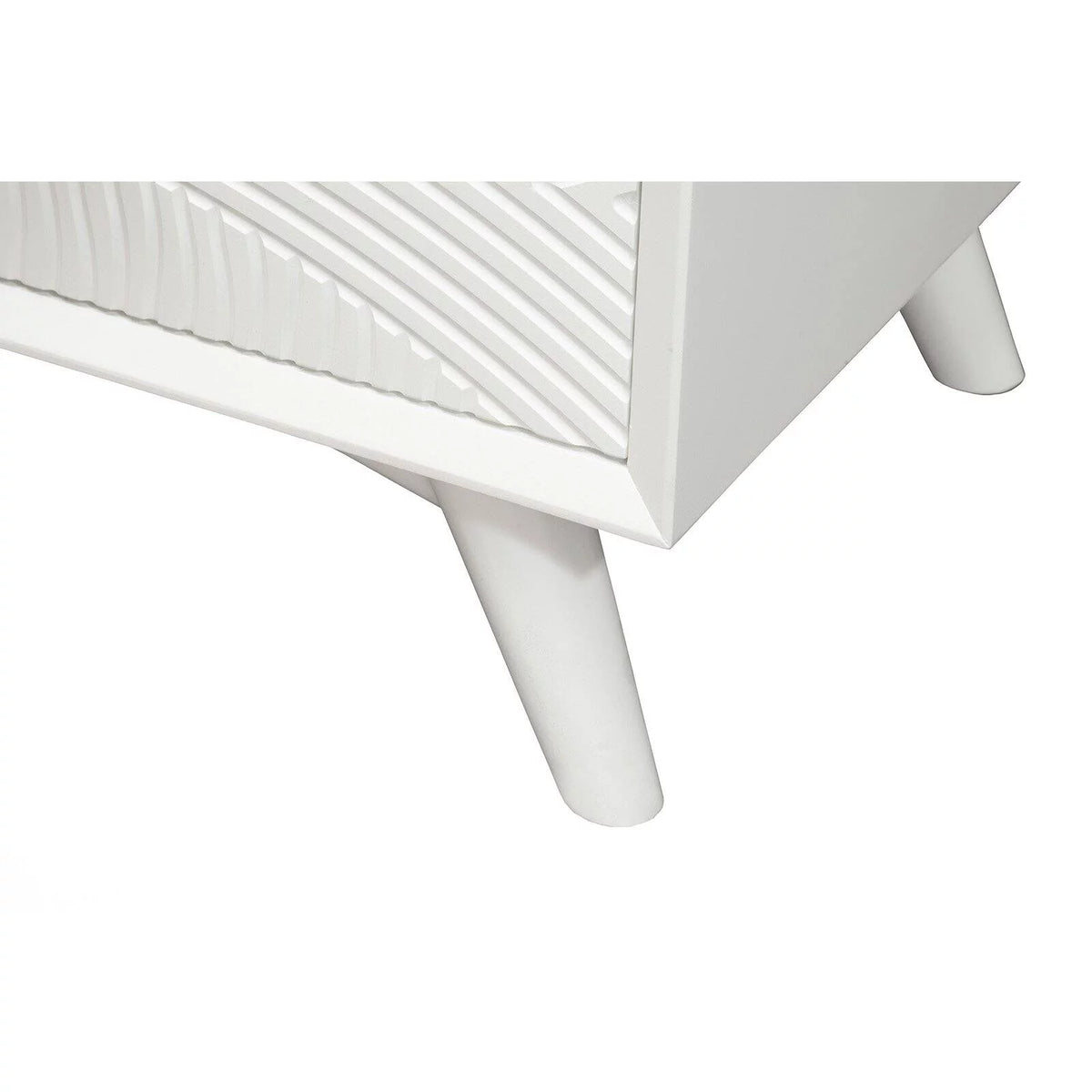 White 6 Drawer Wood Dresser G997