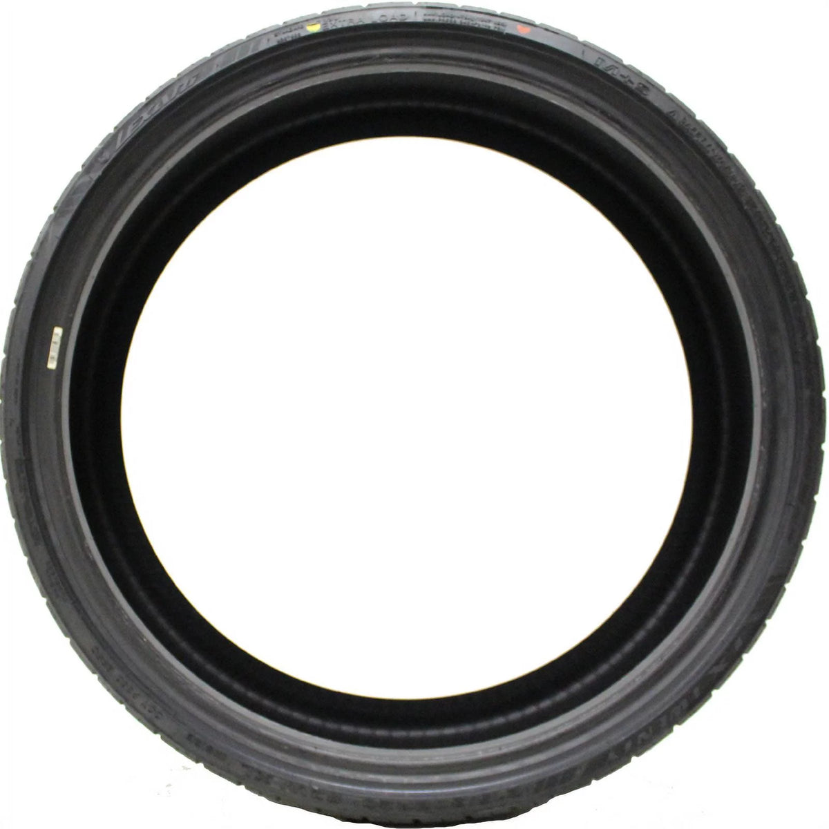 255/35ZR20 97W XL Passenger Tire U481556