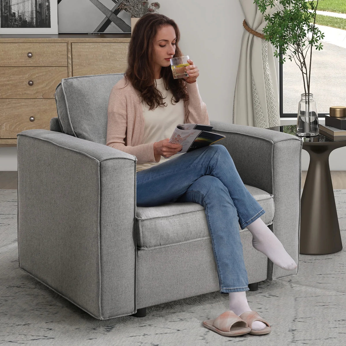 Light Grey U-Shaped Sectional Sofa with Storage and Reversible Chaises A184