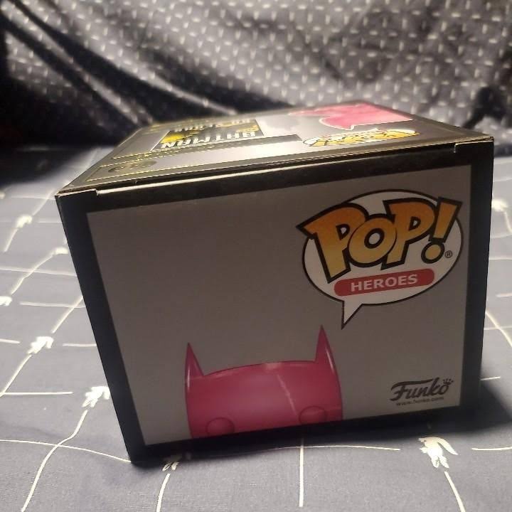 Pink Chrome Funko Pop D5887
