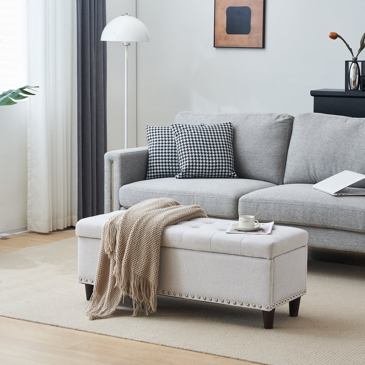 Off-White Linen Upholstered Storage Bench R592