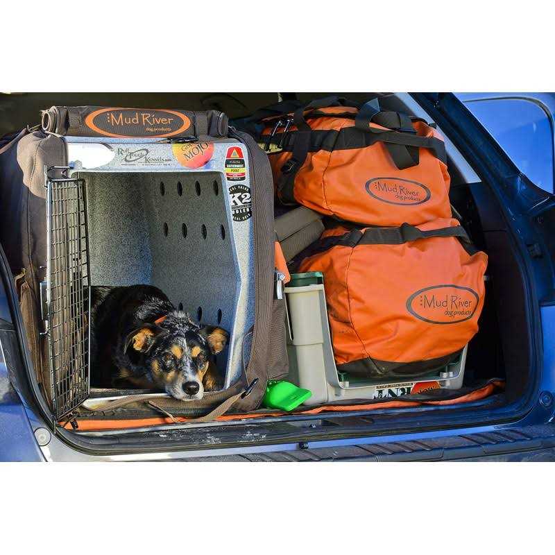 Insulated Kennel Cover R8788