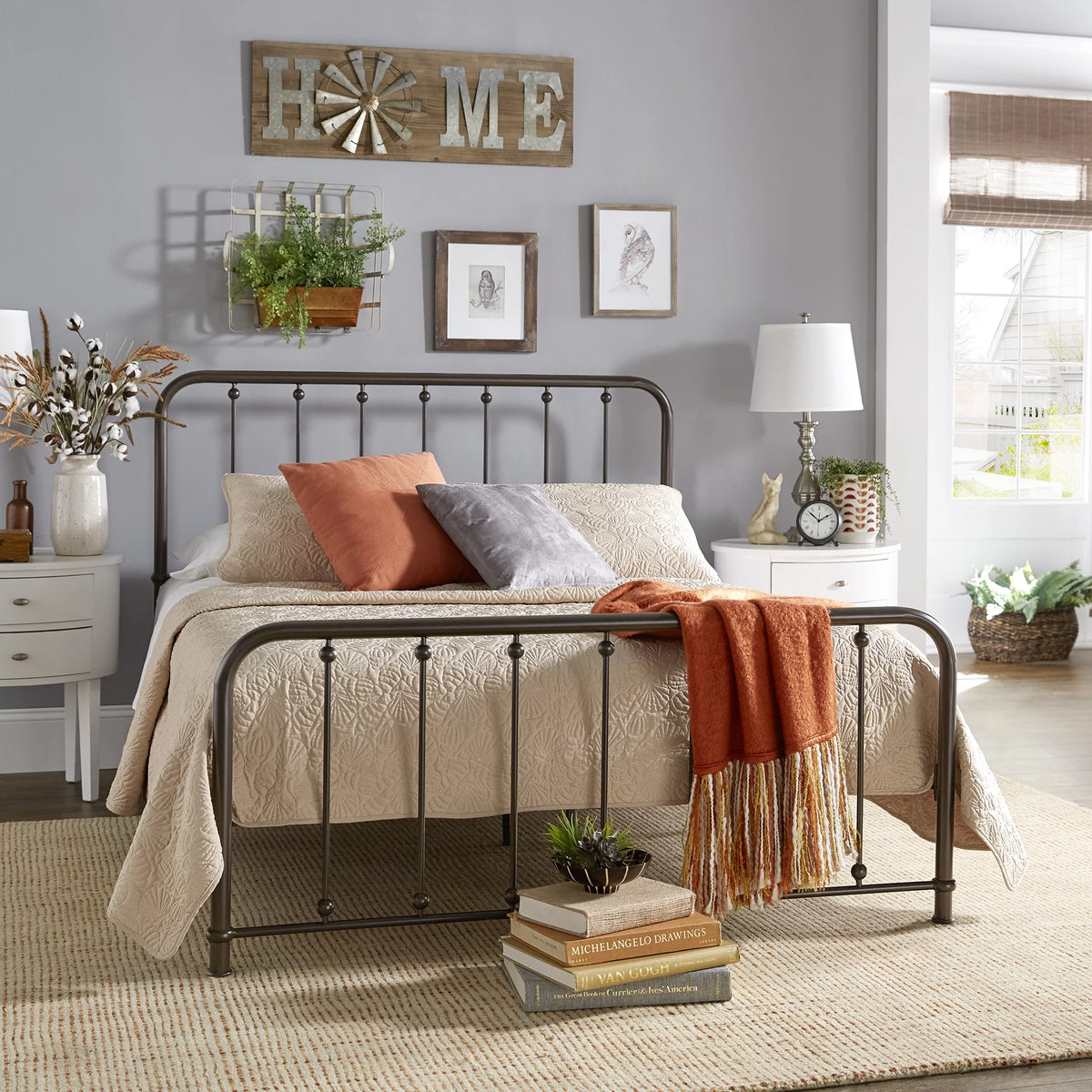 White Metal Platform Full Bed X667555
