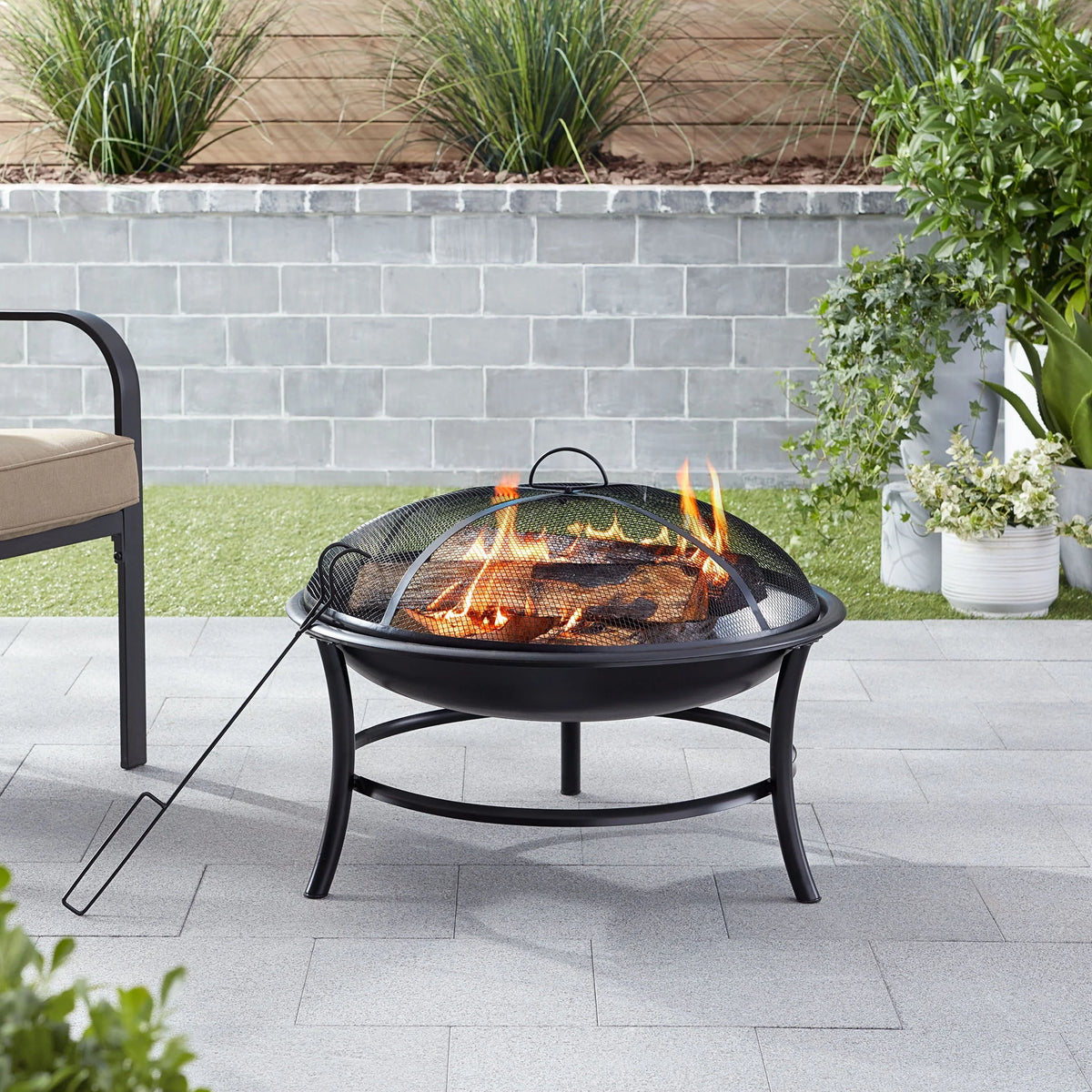 Black Round Iron Wood Burning Fire Pit A598
