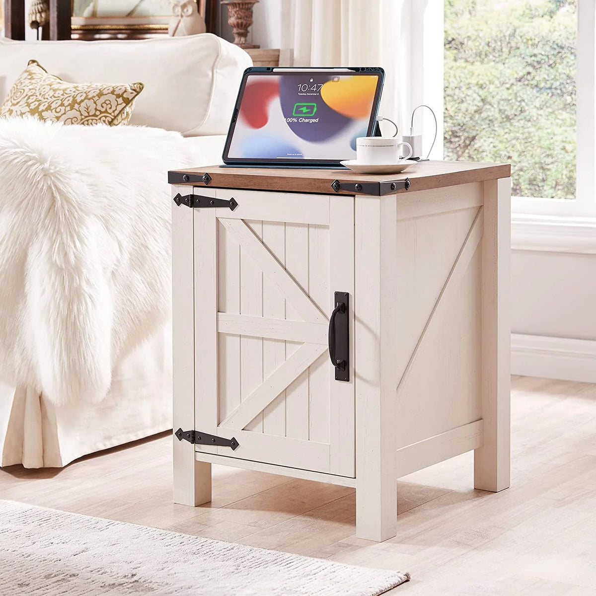 Light Rustic Oak Wood Metal End Side Table with Charging Station V2654
