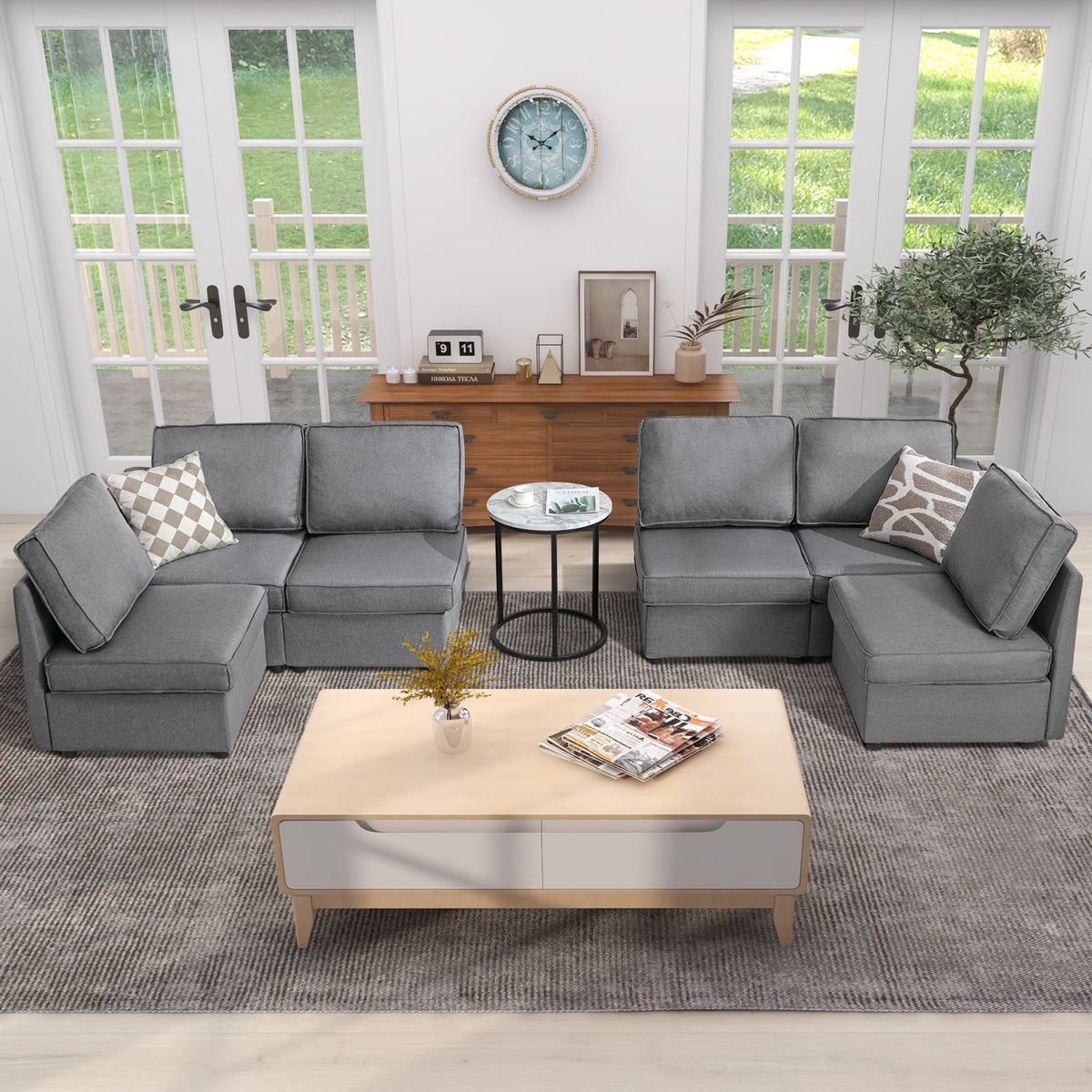 Light Grey U-Shaped Sectional Sofa with Storage and Reversible Chaises A184